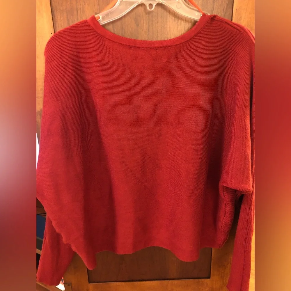Cable & Gauge Cranberry Crop Sweater - Picture 5 of 8